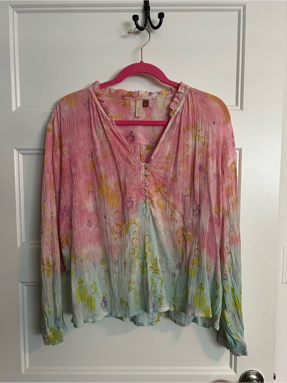 Womens Pilcro anthropologie Pink Floral print  V-Neck Long Sleeve sz S Top